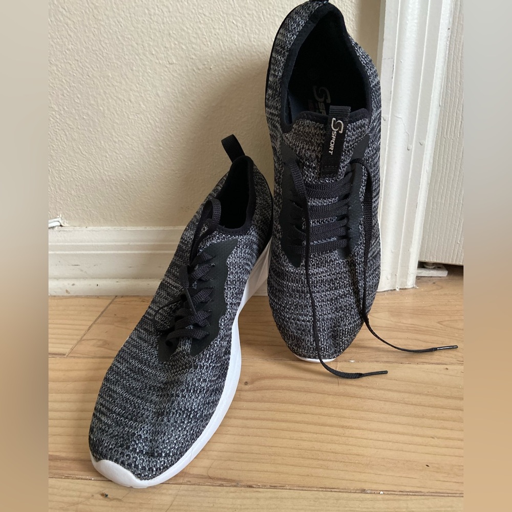 Black/Gray Heathered Sport by Sketchers Laced Sneakers - Size 9.5